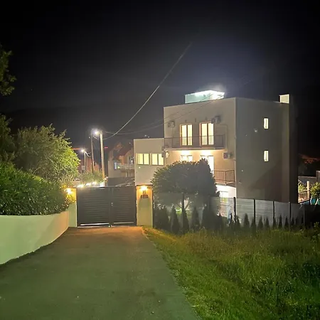 别墅 Villa Vogosca *