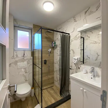 ヴィラ Villa Vogosca